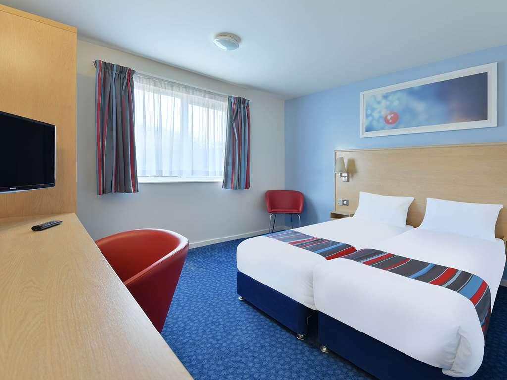 Travelodge Northampton Upton Way 部屋 写真