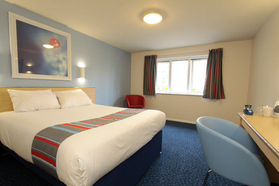 Travelodge Northampton Upton Way 部屋 写真